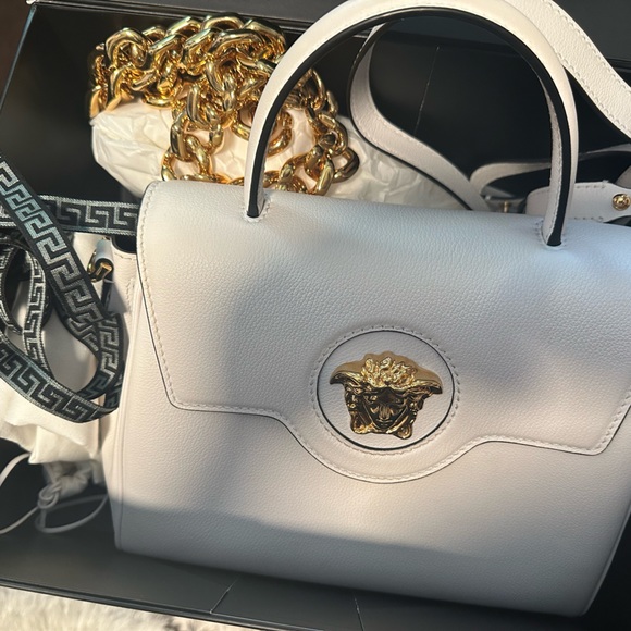 Versace La Medusa Handbag - Picture 6 of 7